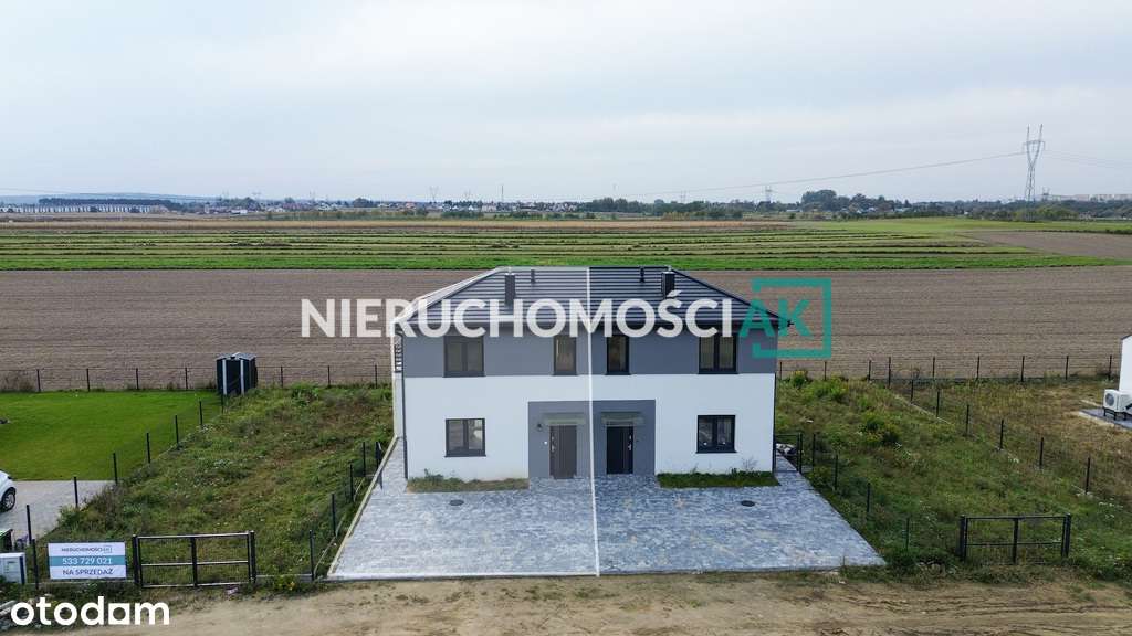 Gotowy do zamieszkania w pełni wyposażony bliźniak-1