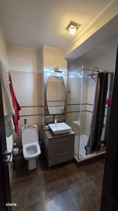 Apartament 3 camere de vanzare – zona Titulescu-14