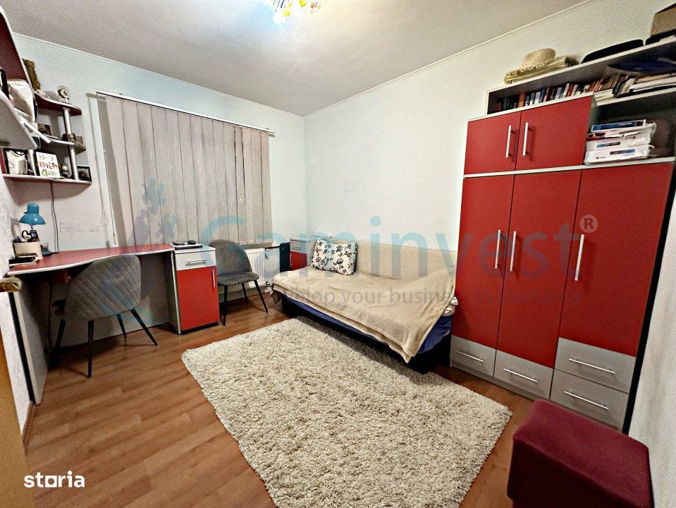 Apartament 3 camere de vanzare, etajul 1, tip PB,Decebal, Oradea V3389