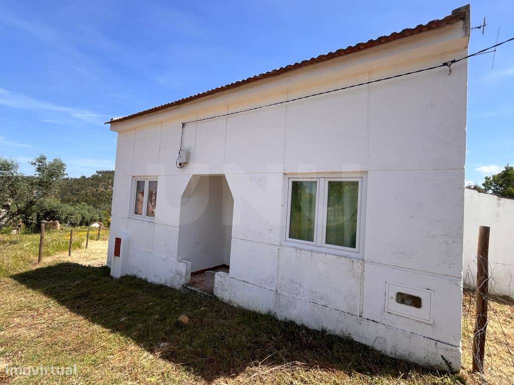 Casa De Aldeia Para Venda Abrantes