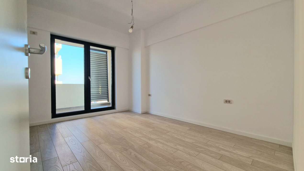 Studio Nou in Complex Privat pe Malul Lacului - Imagine principală: 5/12