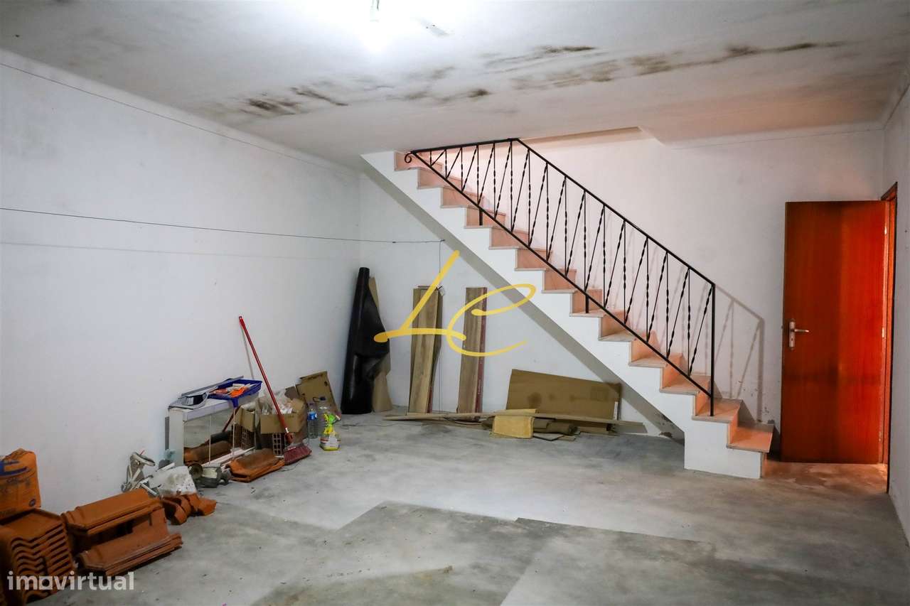 Moradia T2 Venda em Santiago e São Simão de Litém e Albergaria dos Doz-35