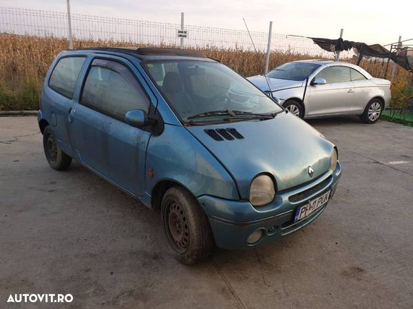 Dezmembrari Renault Twingo 2002 1.2 Automat - 2