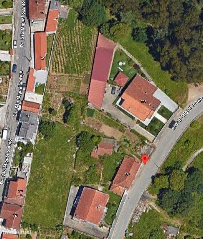 2 Moradias para restaurar, inseridas em um terreno de 2962m2, em Sandi-17