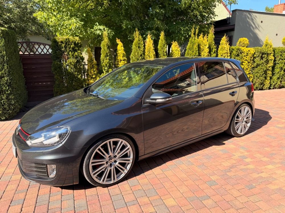 Volkswagen Golf VI 2011