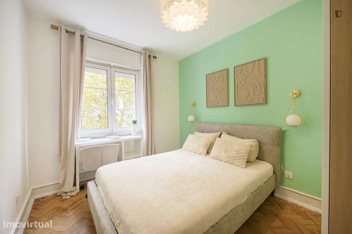 Quarto - localizado em Roma-Areeiro Lisbon - Grande imagem: 5/10