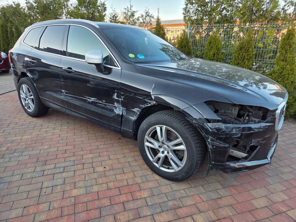 Volvo XC60 II D4 Geartronic RDesign 2017