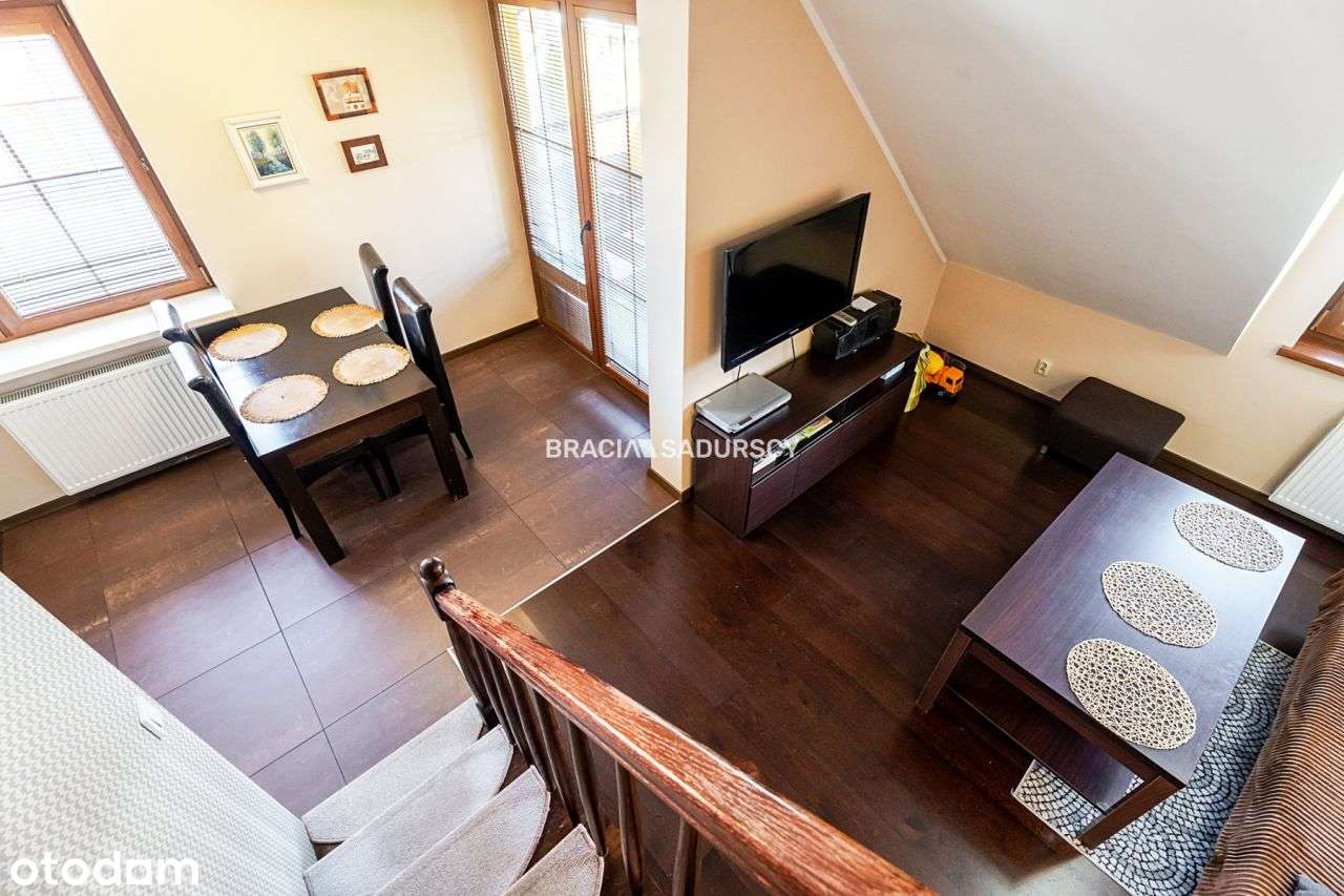 Przestronne mieszkanie z dużym tarasam / parking-5