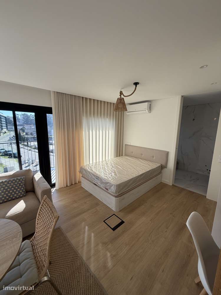 T0 novo com varanda-Asprela - Grande imagem: 5/9