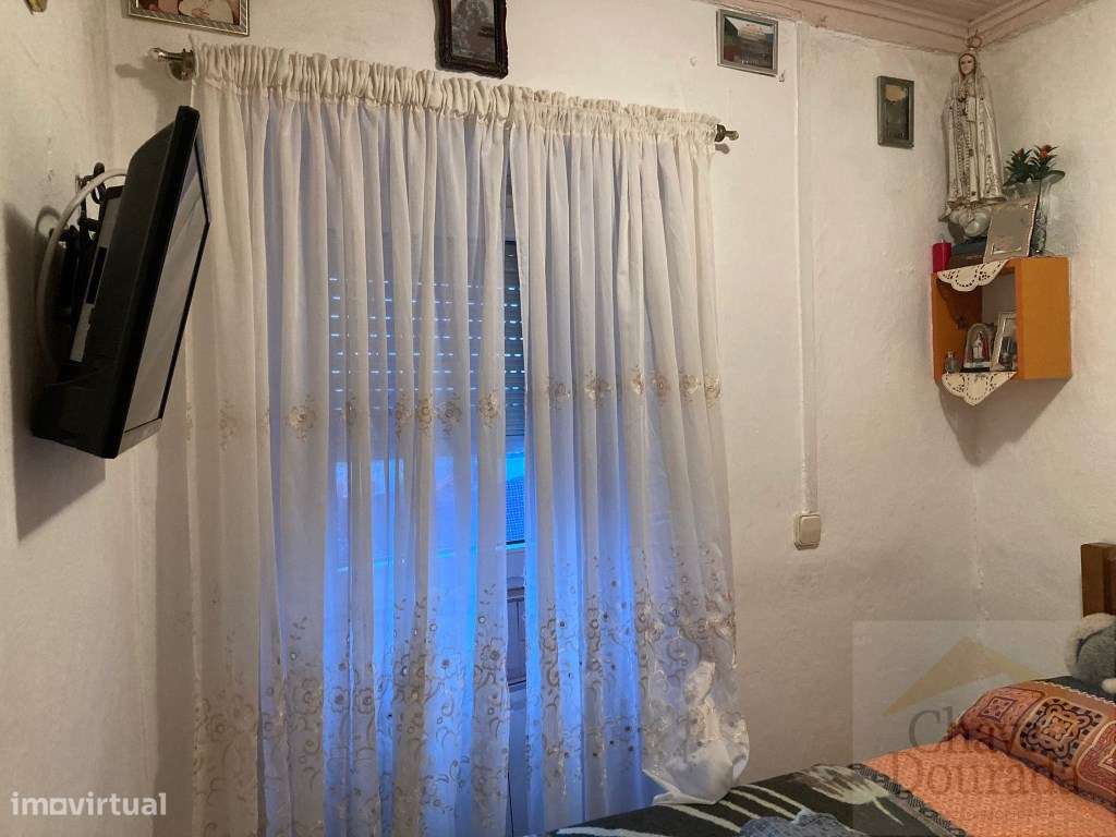 Moradia T2 com terreno de 90m2 - Grande imagem: 5/16