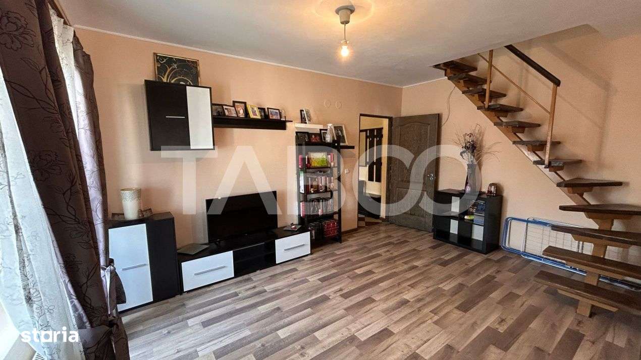 Apartament de vanzare 4 camere mobilat utilat si balcon Vasile Aaron - Imagine principală: 2/16