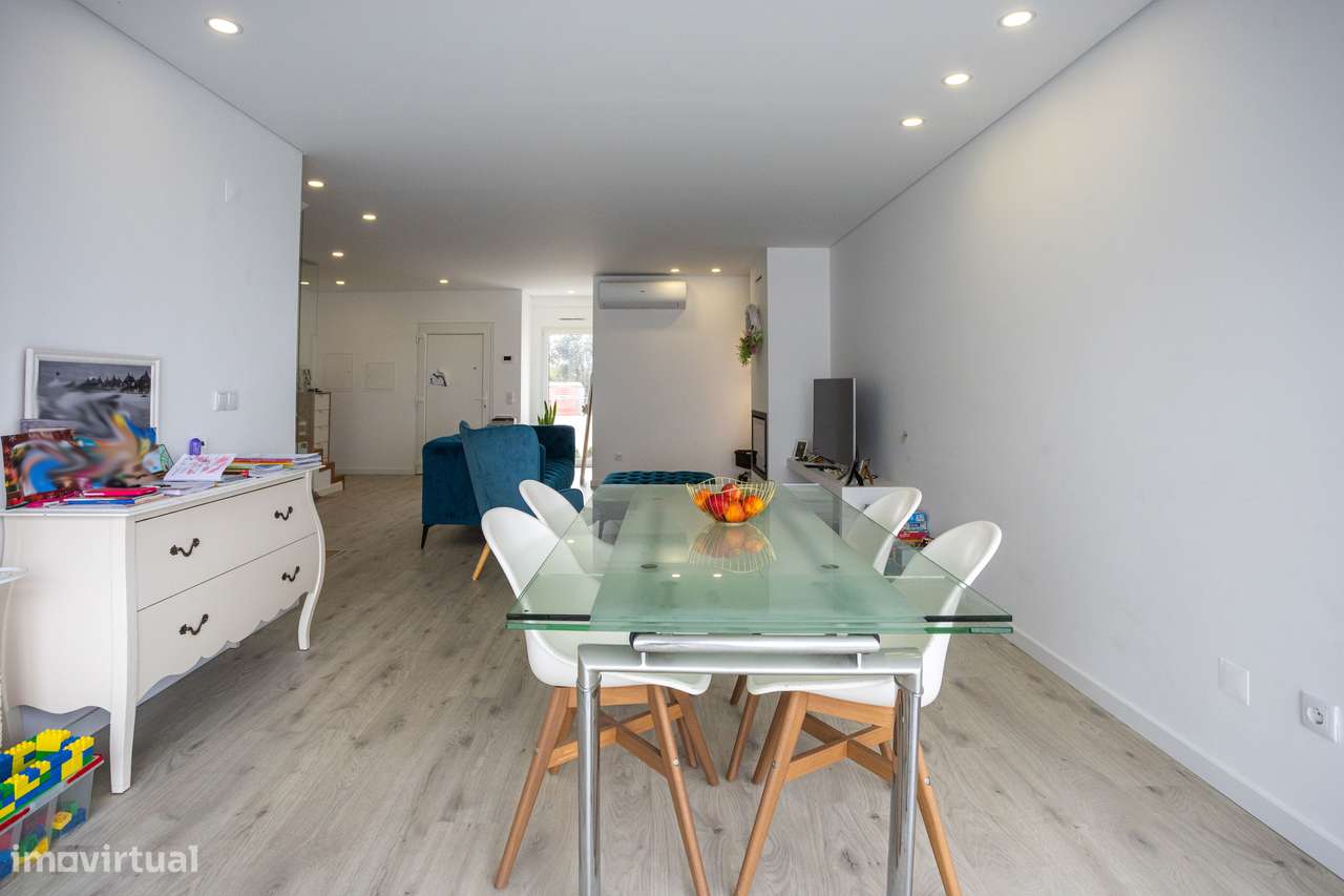 Moradia T4 Semi-Nova-4