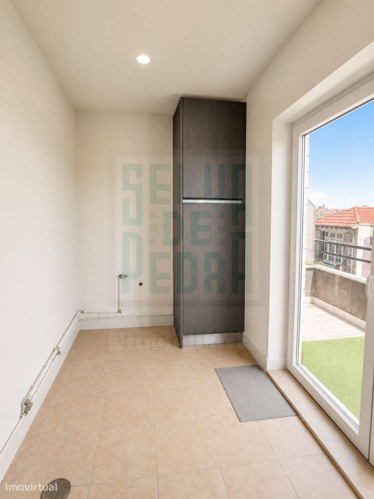 T4 com 182 m² e Terraço de 80 m² | Bonfim | Porto-14