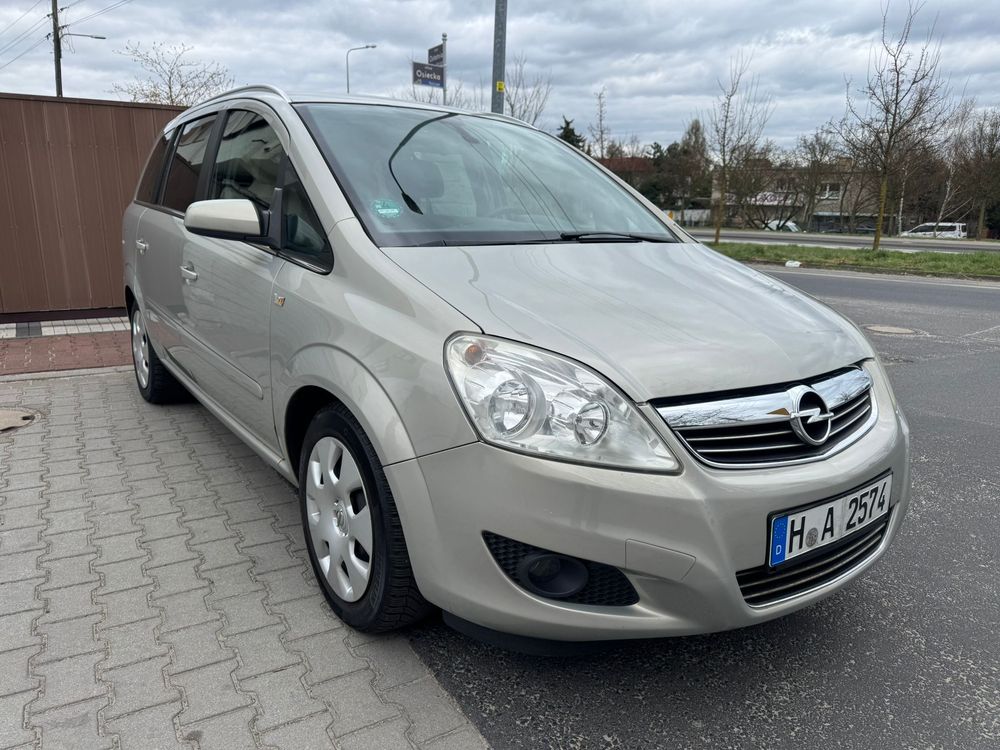 Opel Zafira B 1.6 111 2010