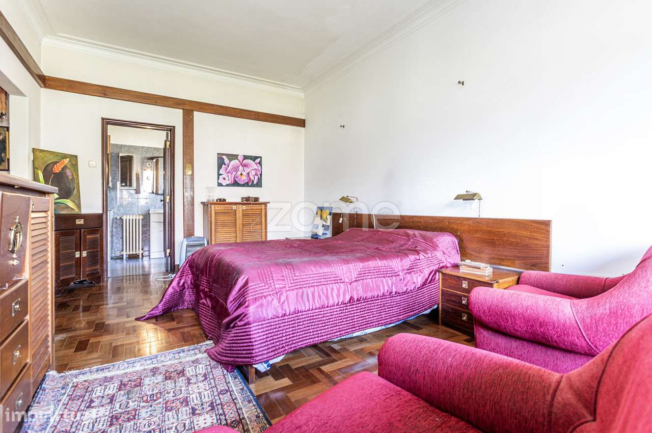 Moradia T5 a 3 minutos a pé da Praia de Carcavelos-19