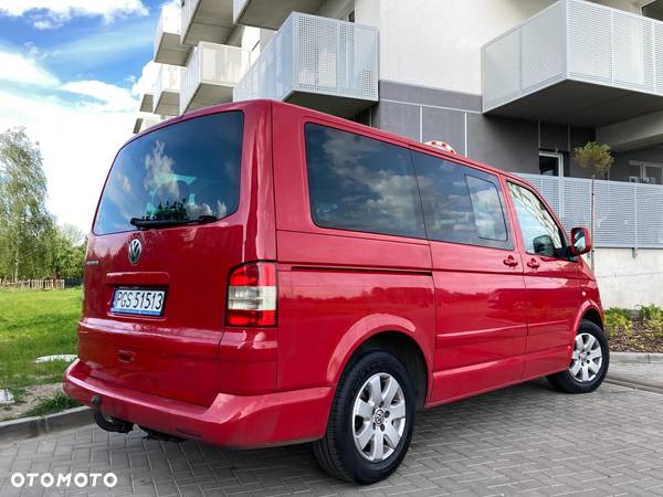 Volkswagen Multivan - 11