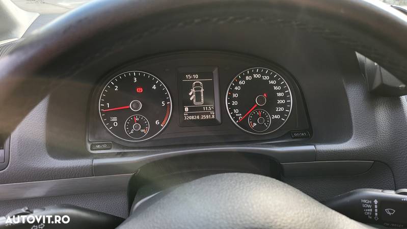 Volkswagen Touran 2.0 TDI Comfortline - 20