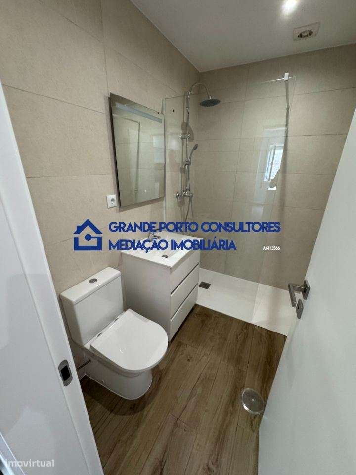 T1 centro Porto - Como Novo - Grande imagem: 4/11