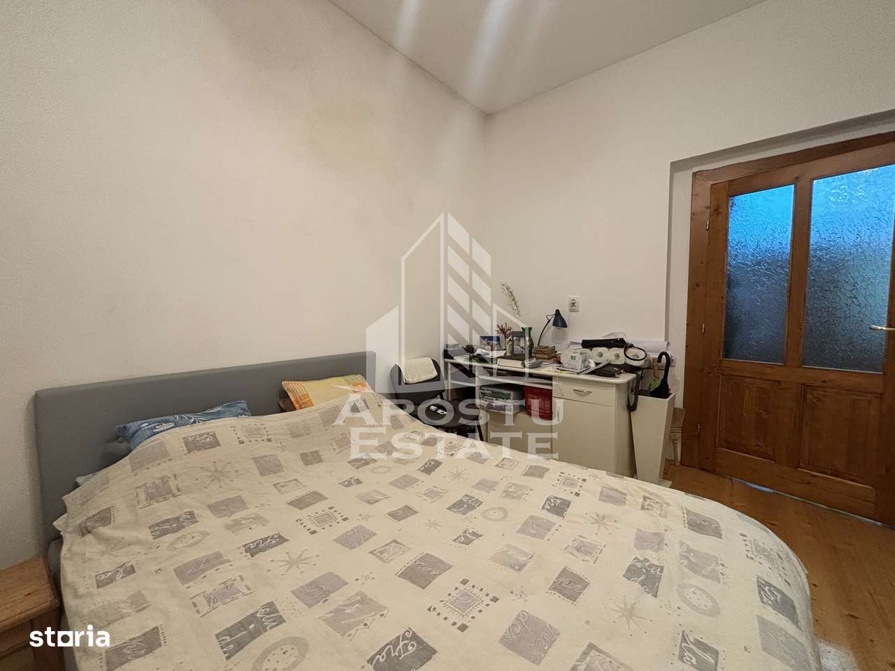 Apartament la curte comuna in zona Sagului, centrala termica - Imagine principală: 2/14