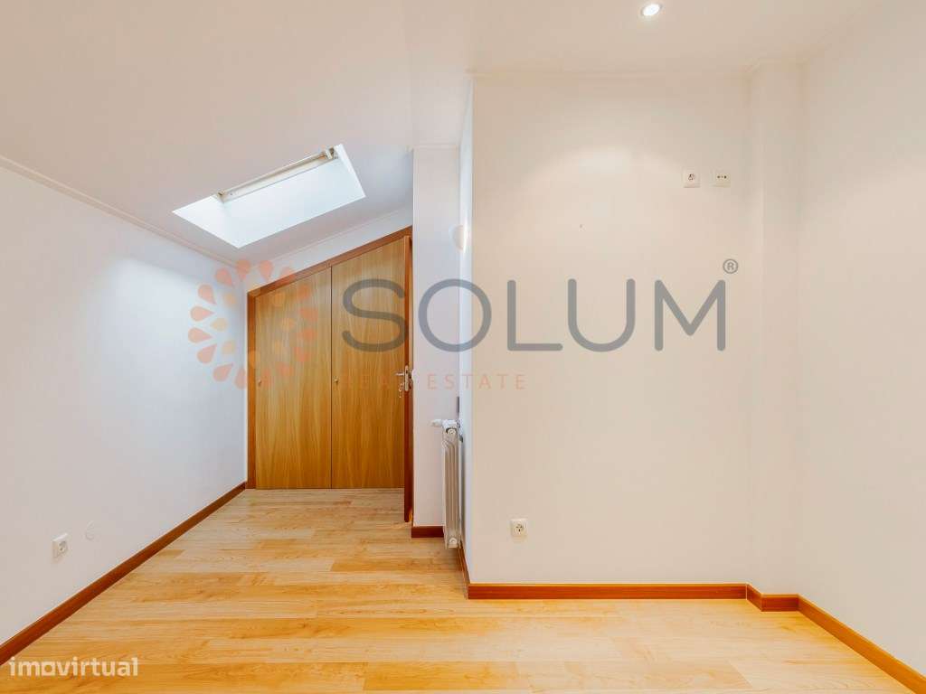 Duplex T4 no Montijo - Conforto e Localização Premium-22