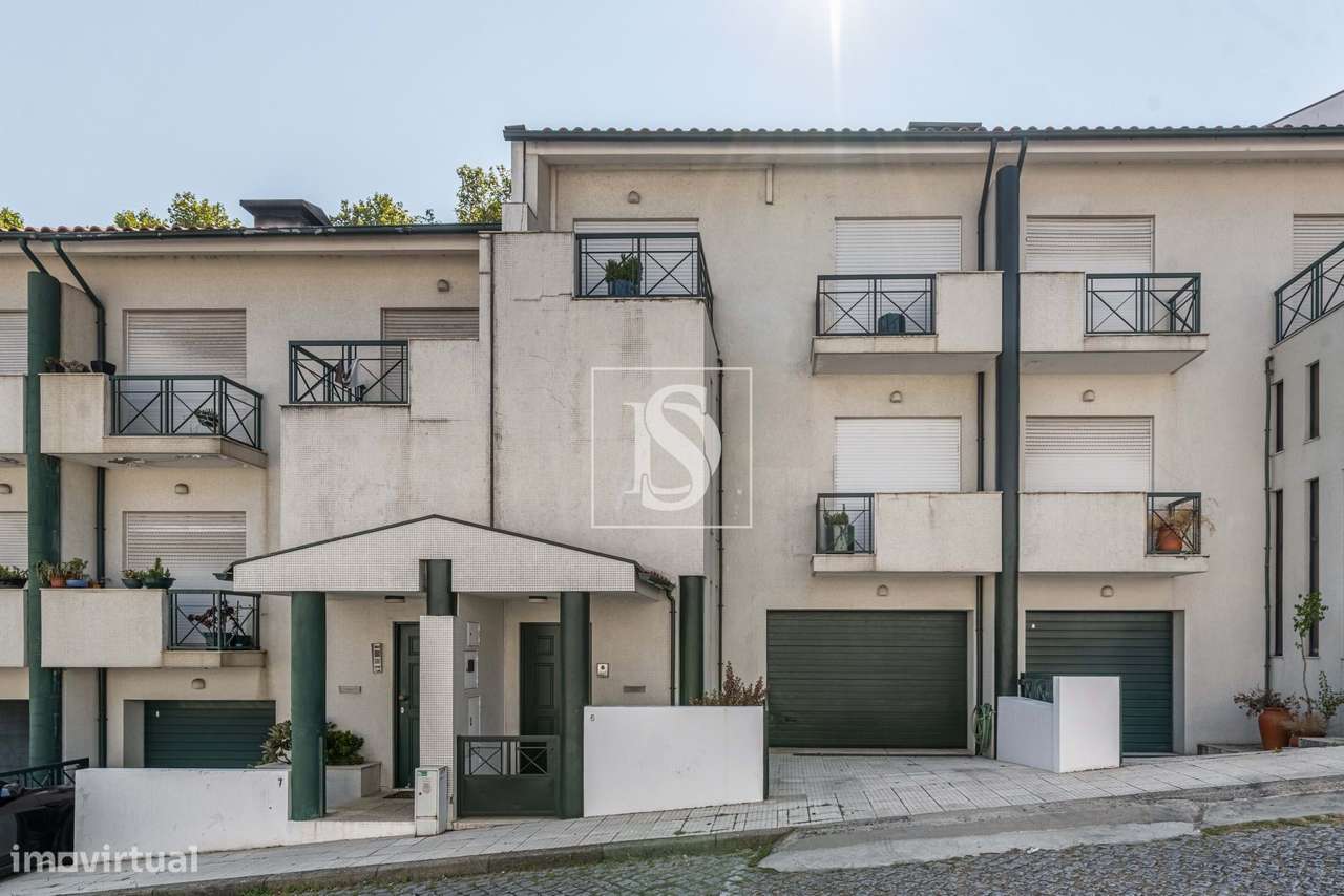Moradia T4 no Centro de Guimarães-31