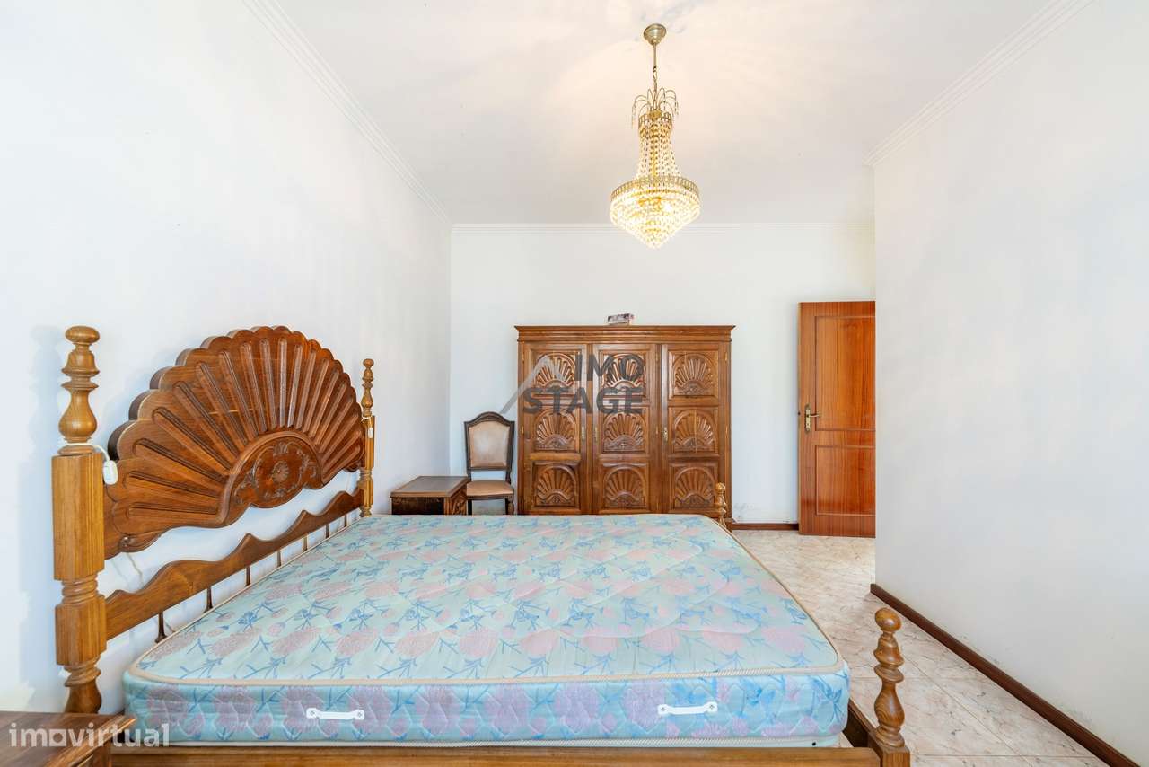 Moradia Térrea com Terreno 1.200m2 Excelente Oportunidade em Espinho-20