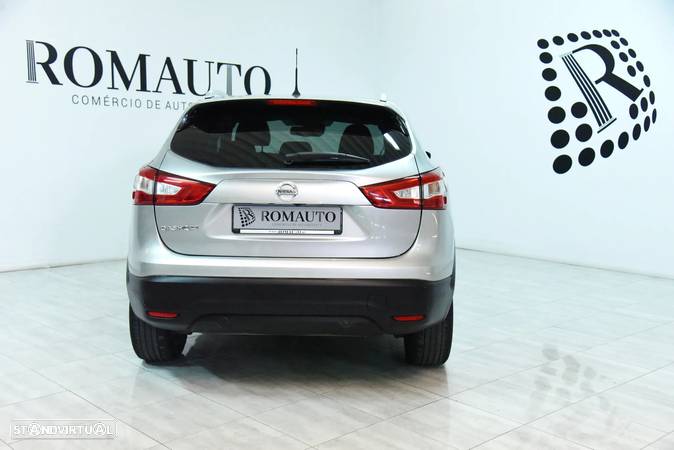 Nissan Qashqai 1.6 dCi N-Connecta 18 Xtronic - 7