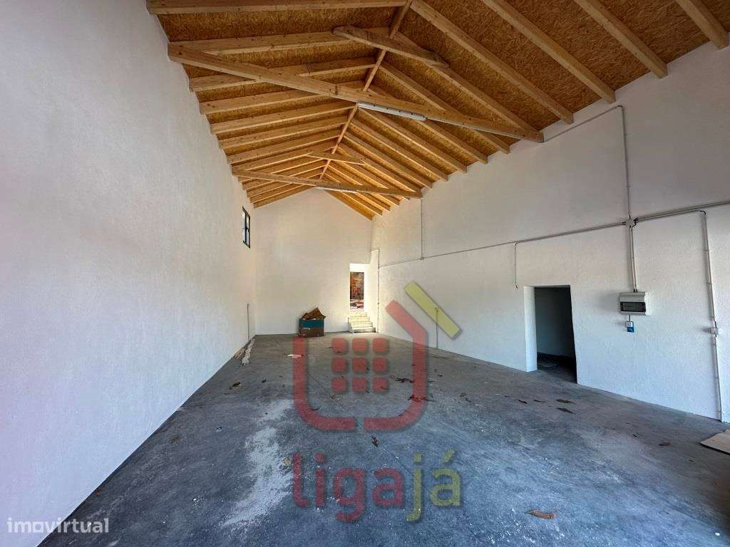 Moradia T4 de Excelência em Ourém-23