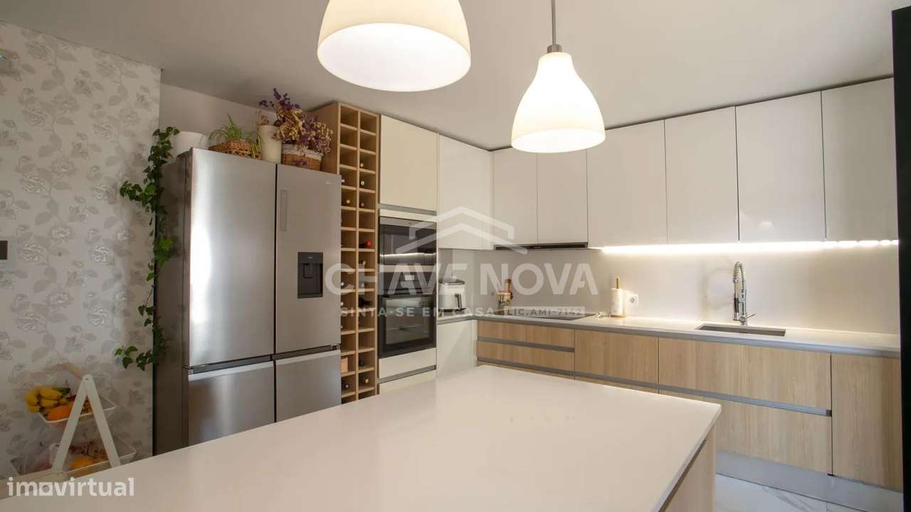 Moradia T4 com Vista Mar em São Félix da Marinha-6