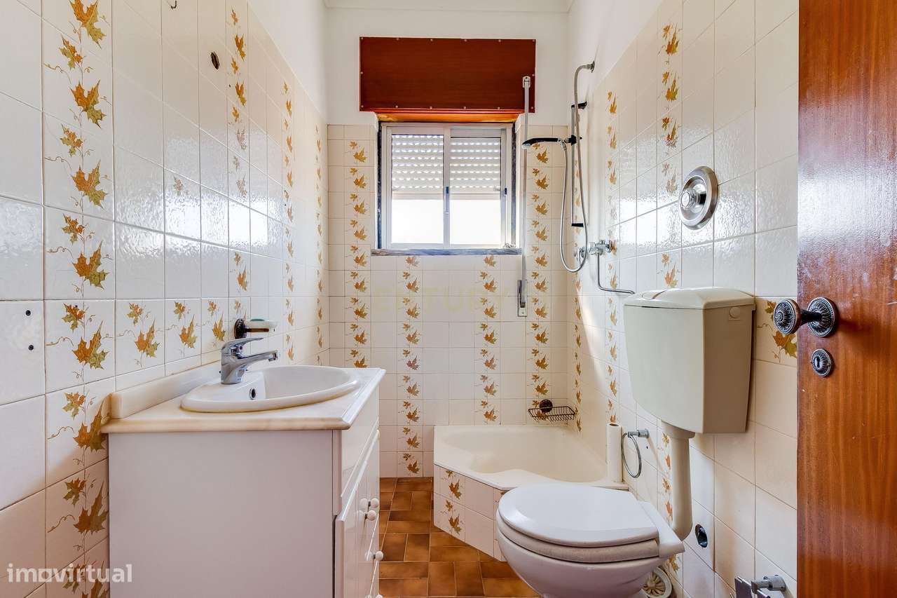 Moradia com Anexos, Armazém e Terreno Agrícola ,São Vicente do Paul –-7