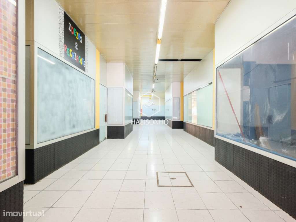 Espaço Comercial | Vila Nova de Gaia | Regadas - Grande imagem: 2/11