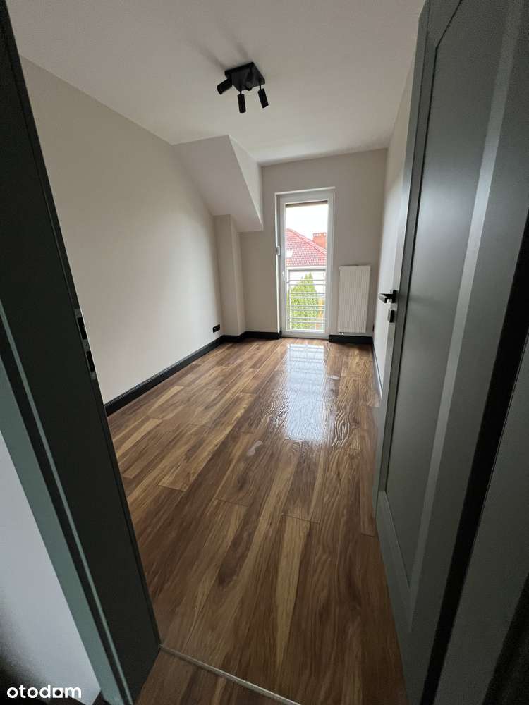 Do objęcia od zaraz. Odnowiony - nie używany. Możliwa zamiana-9