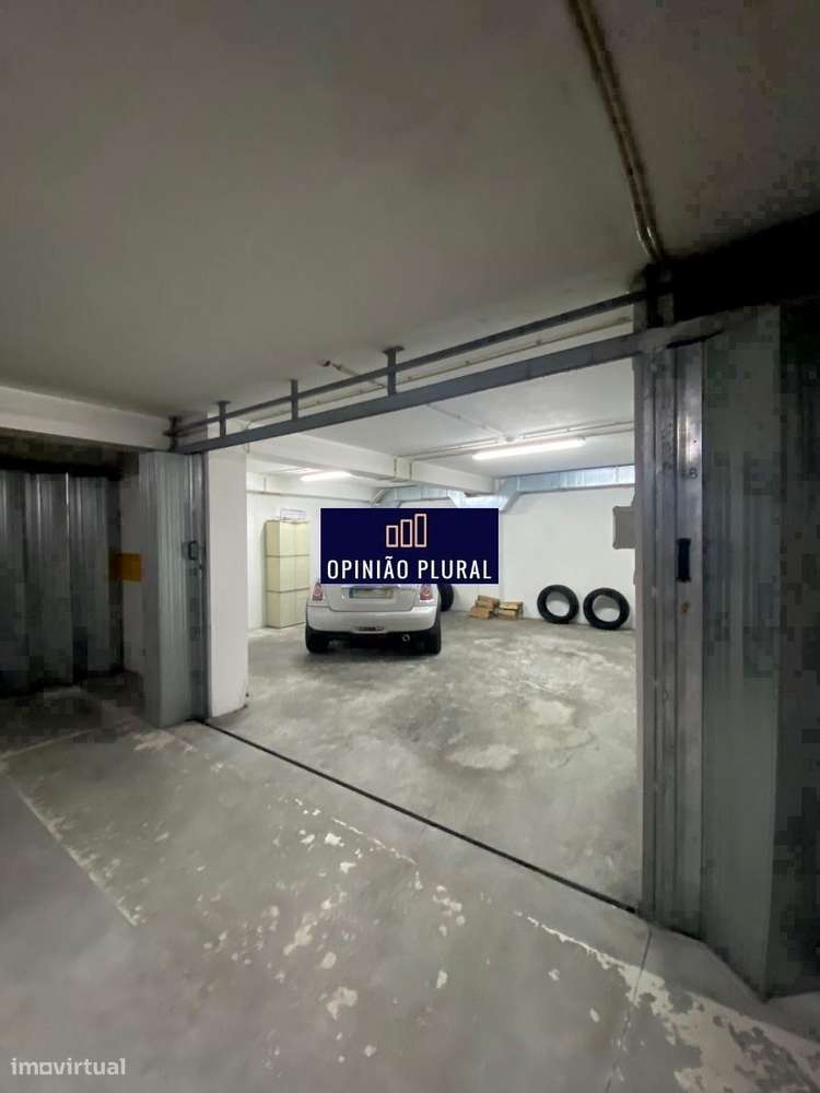 T2 de Luxo com Varandas e Garagem Dupla em S. Félix da Marinha-20