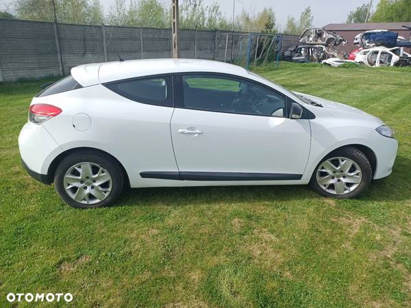 Renault Megane 1.6 16V Color Edition - 5