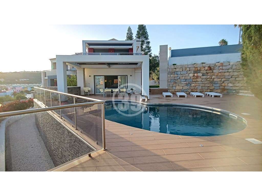 Moradia Deslumbrante com Vista Mar, piscina e garagem - Marina de A...-10