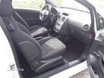 Opel Corsa 1.2 16V Essentia - 9