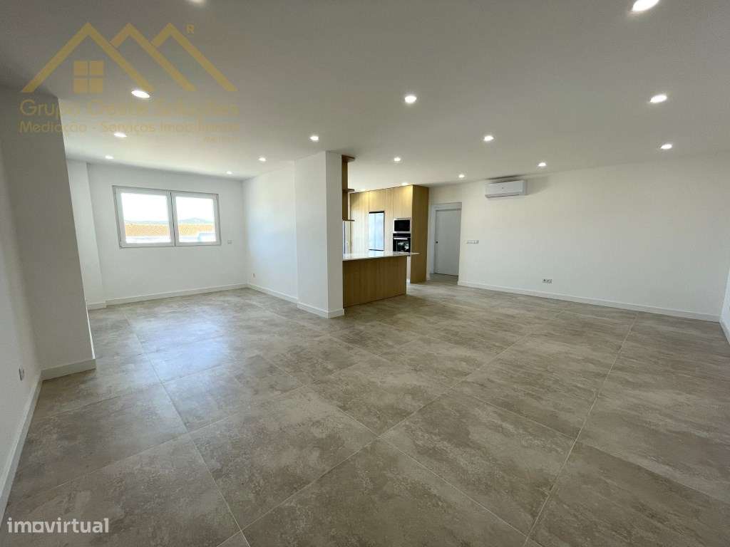 Apartamento T2 em Torres Vedras-4
