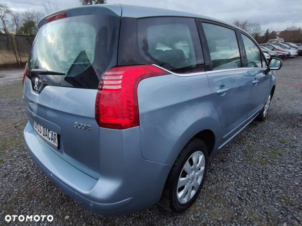 Peugeot 5008 HDI FAP 110 Premium - 3