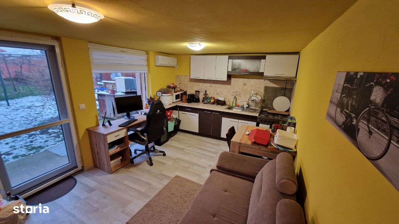 Vand/schimb cu ap 2 camere + diferenta, casa cu 3 camera - Imagine principală: 2/20