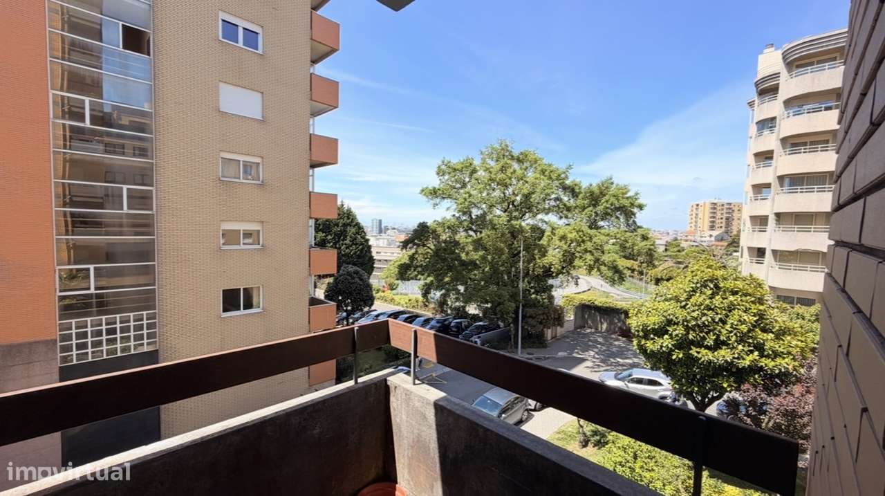 T2 Remodelado junto ao Trofa Saúde/GaiaShopping em Vila Nova de Gaia-15