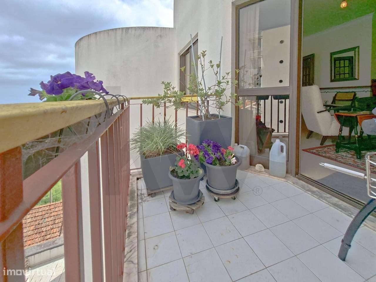 Exclusiva Penthouse T2+1 com Vista Mar | Bº Assunção/Cascais-5