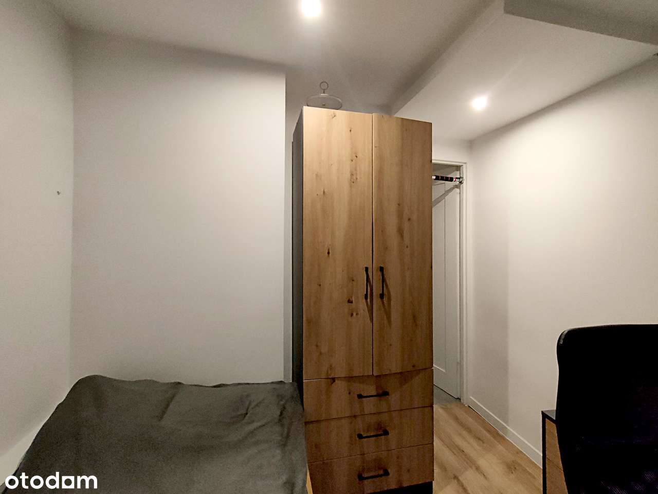 Mieszkanie 2/3 pokojowe, 40 m2 na os. Planty, po remoncie, 1 piętro-10