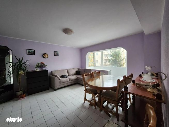 Vanzare apartament 3 camere Scriitorilor-0