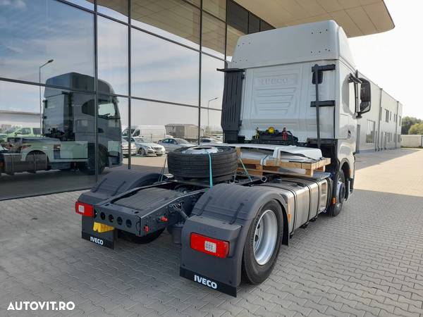 Iveco S-Way - 8