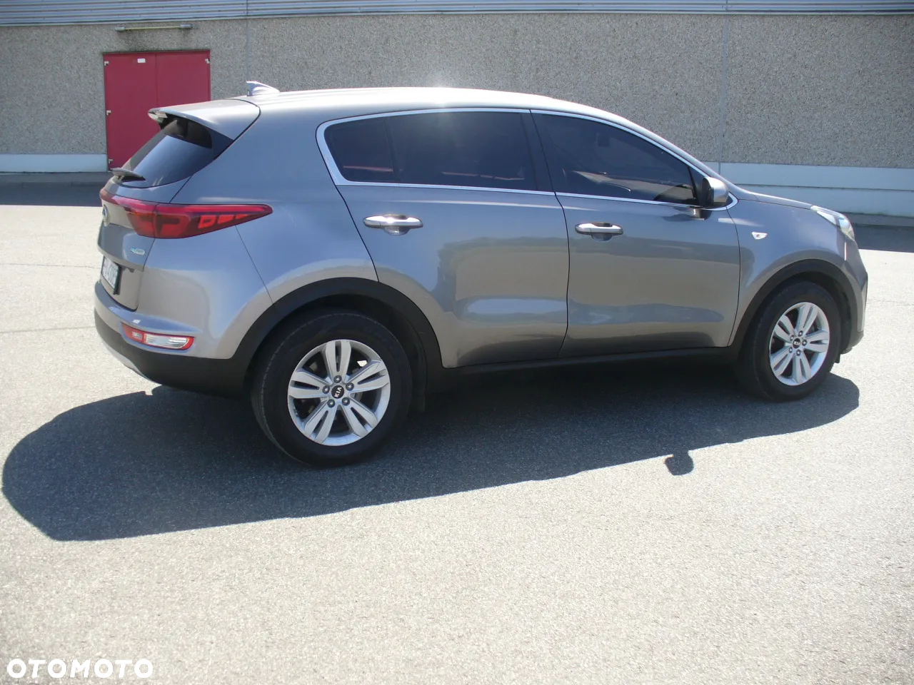 Kia Sportage 2,0 CRDI AWD Platinum - 8