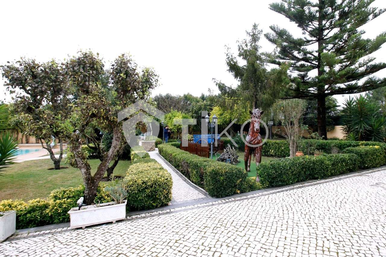 Excelente Quinta, com moradia V3, amplo jardim com várias espaços de l - Grande imagem: 4/40