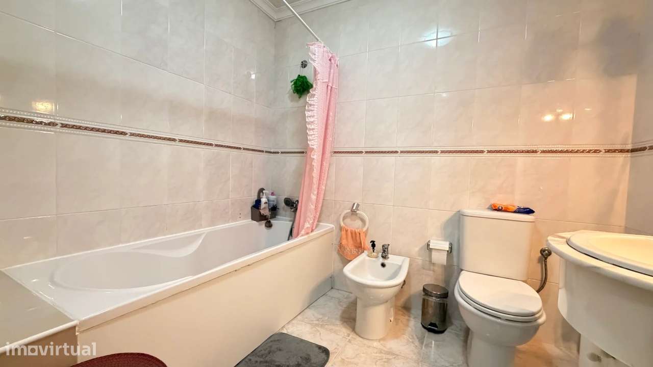 Apartamento T3 c/ Rentabilidade em Arcos de Valdevez-13