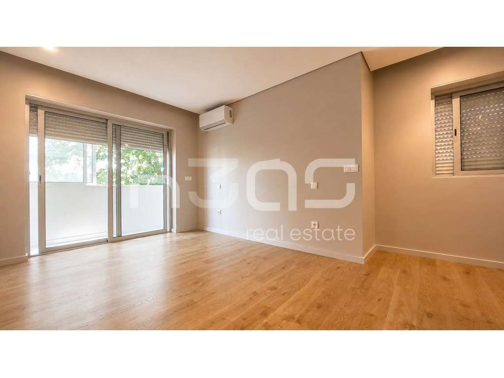 Apartamento T3 junto ao complexo de piscinas da Rodovia em Braga | ...-25