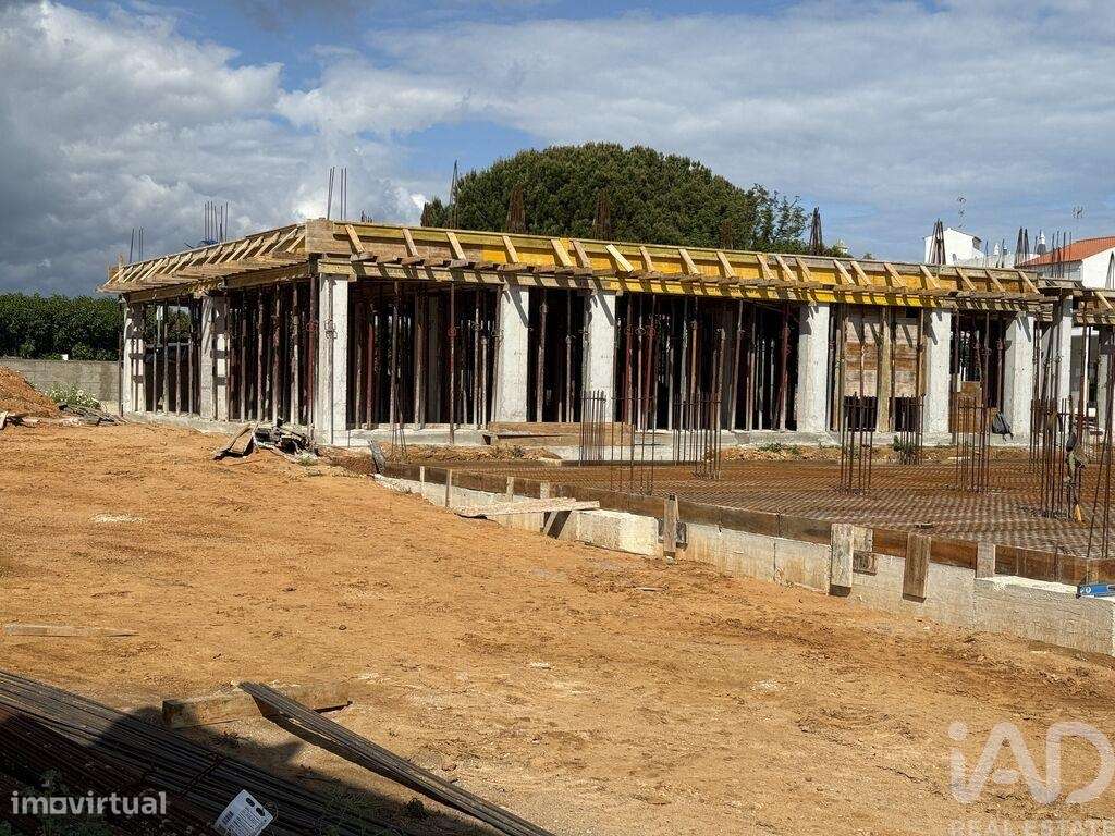 Casa / Villa T3 em Vila Nova de Cacela de 238,00 m2 - Grande imagem: 2/30