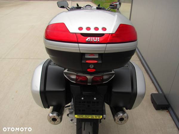 Yamaha FJR - 29